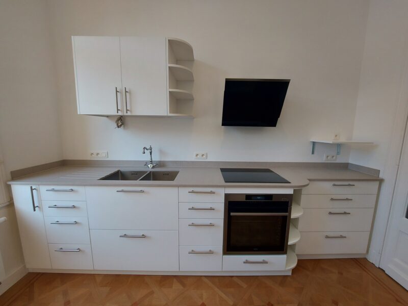 Cuisine sur mesure avec courbes arrondies - Conception personnalisée Bois Carré