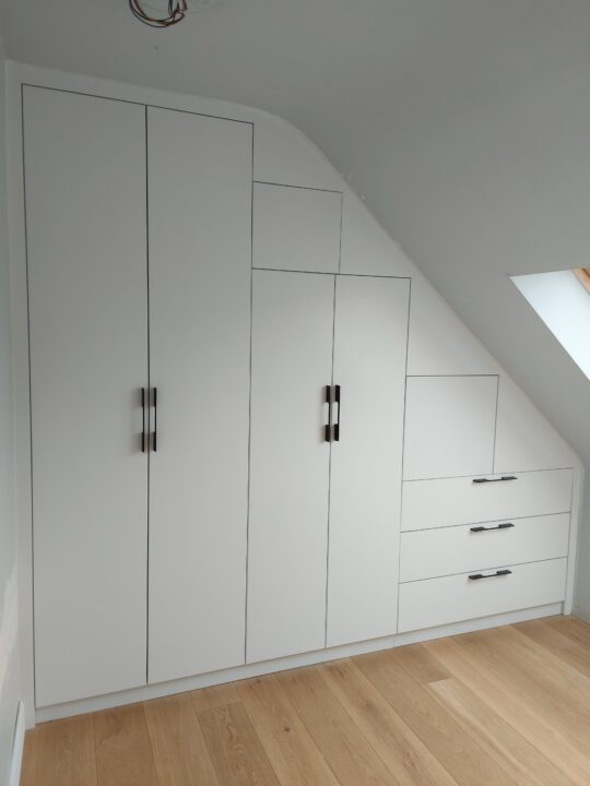 Armoire /dressing sur mesure 